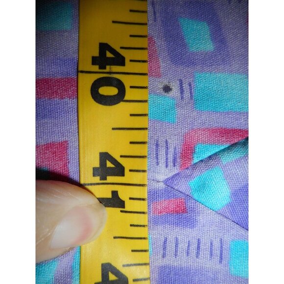 Purple Squares Sz XL Scrub Top  Medical Uniform - Picture 4 of 6